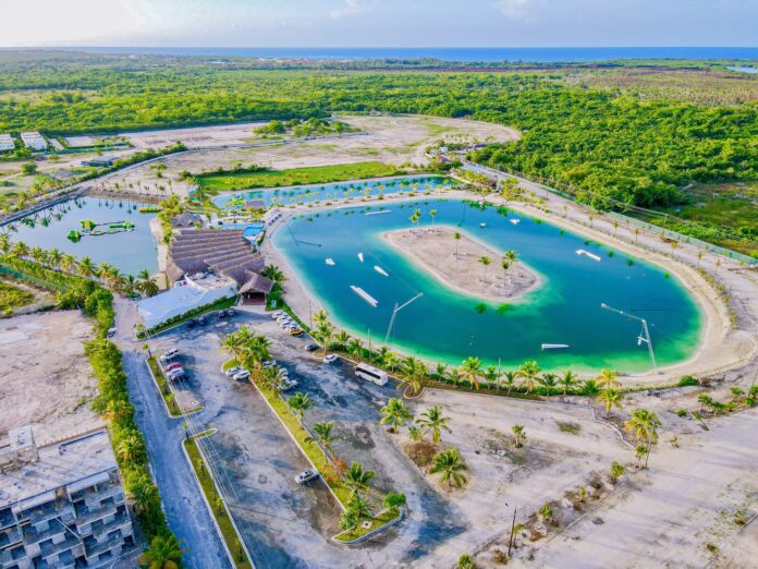 Tour Caribbean Lake Park — Kayoe Excursiones